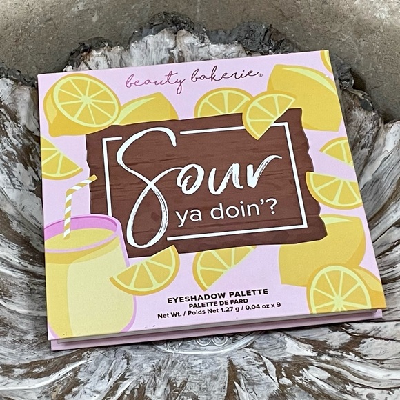 Beauty Bakerie | Sour ya doin’? Eyeshadow Palette - Picture 4 of 6